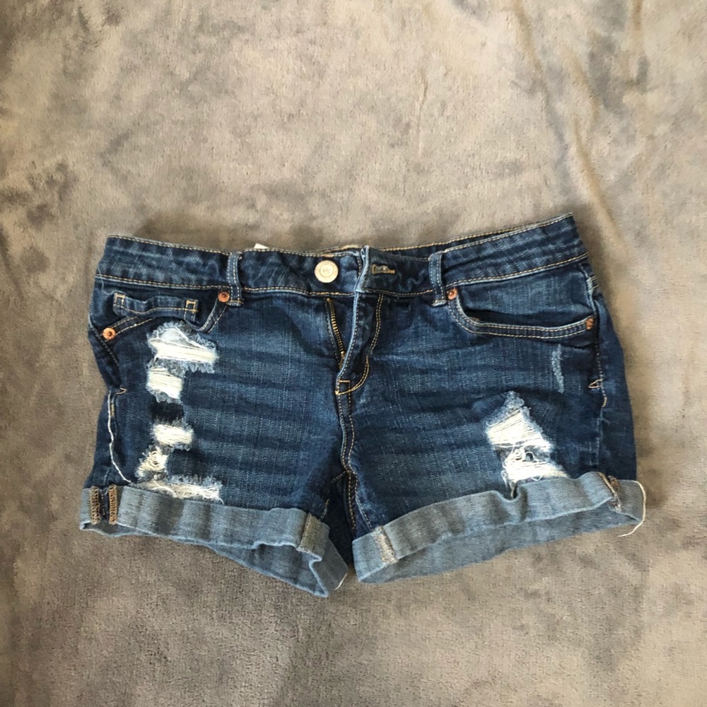Aeropostale size 4 ripped shorts